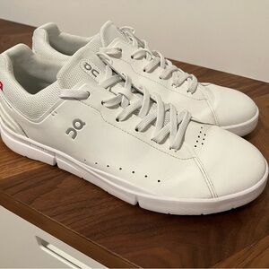 On Running Federer shoes, like new condition. Size mens 12.5.